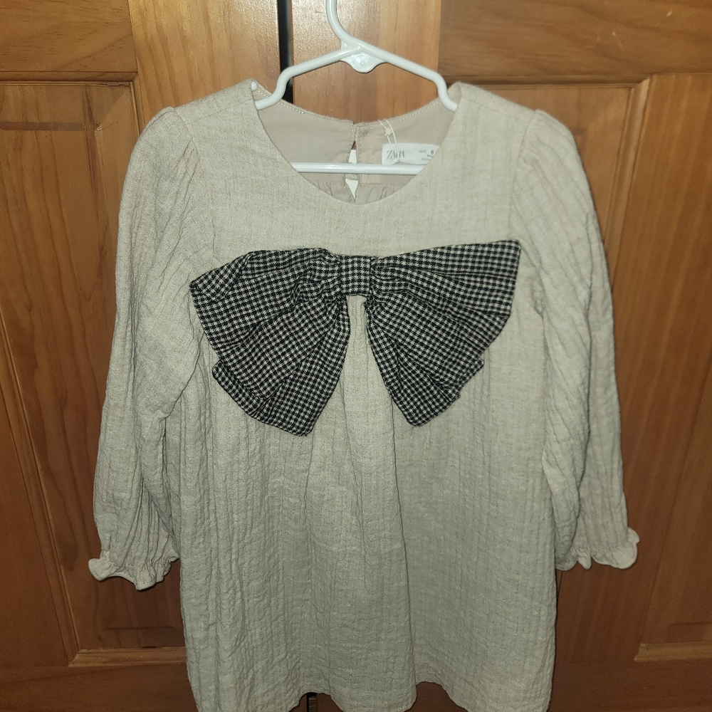 Zara Kids Casual Dress with Black Bow Size 6